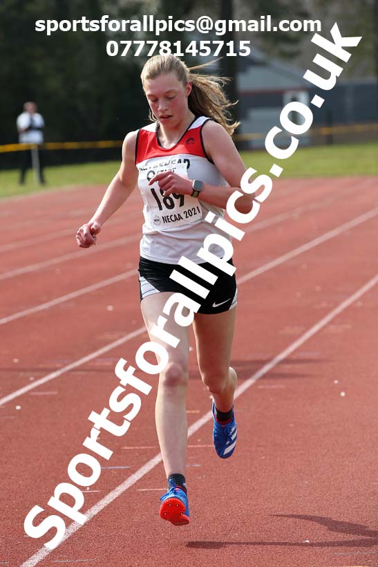 3000 metres, 2021 NECAA Open Graded Meeting, Morpeth. Photo: David T. Hewitson/Sports for All Pics